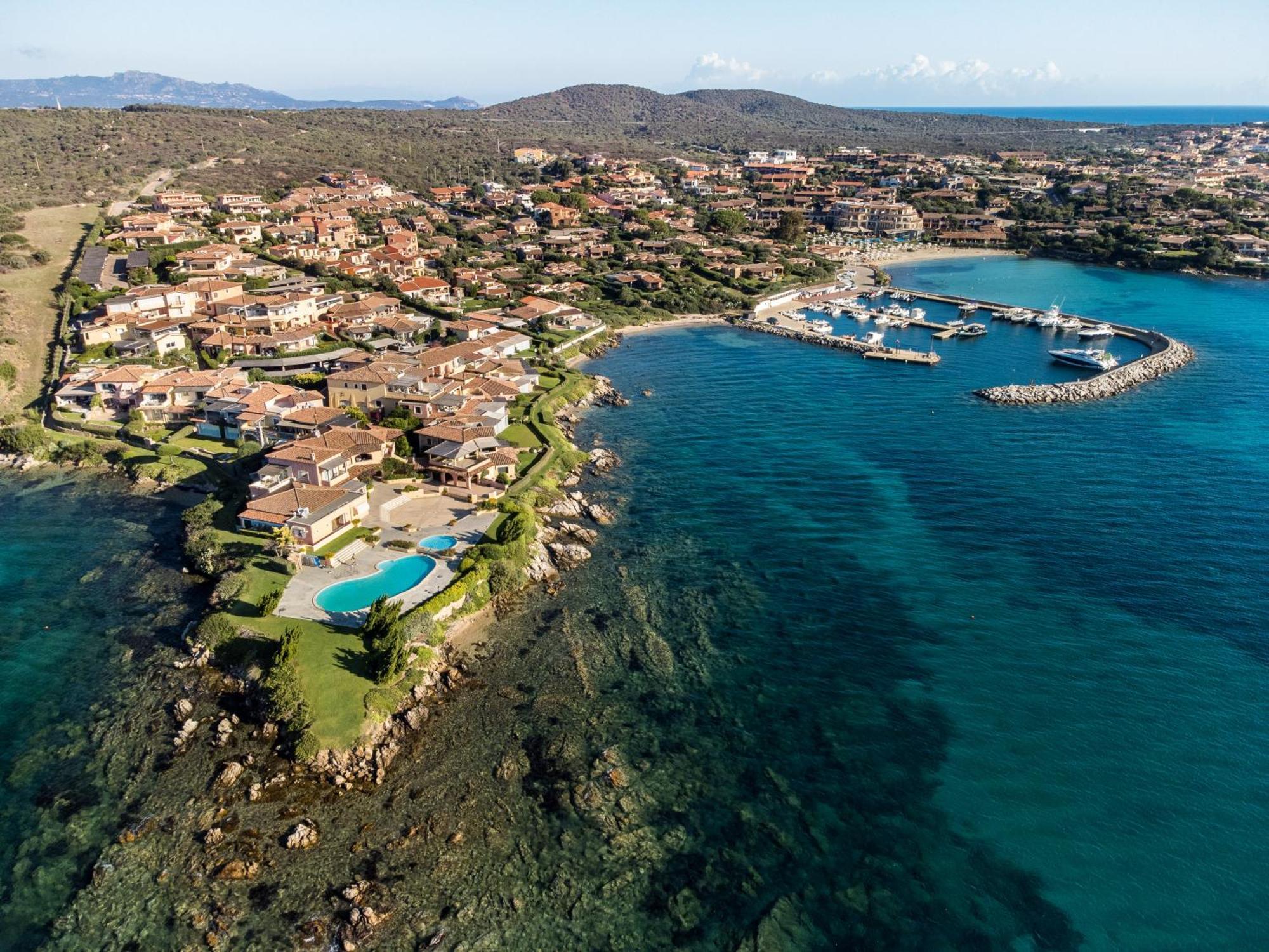 S'Abba Seafront Apartments - Your House In Sardinia Golfo Aranci Exterior photo