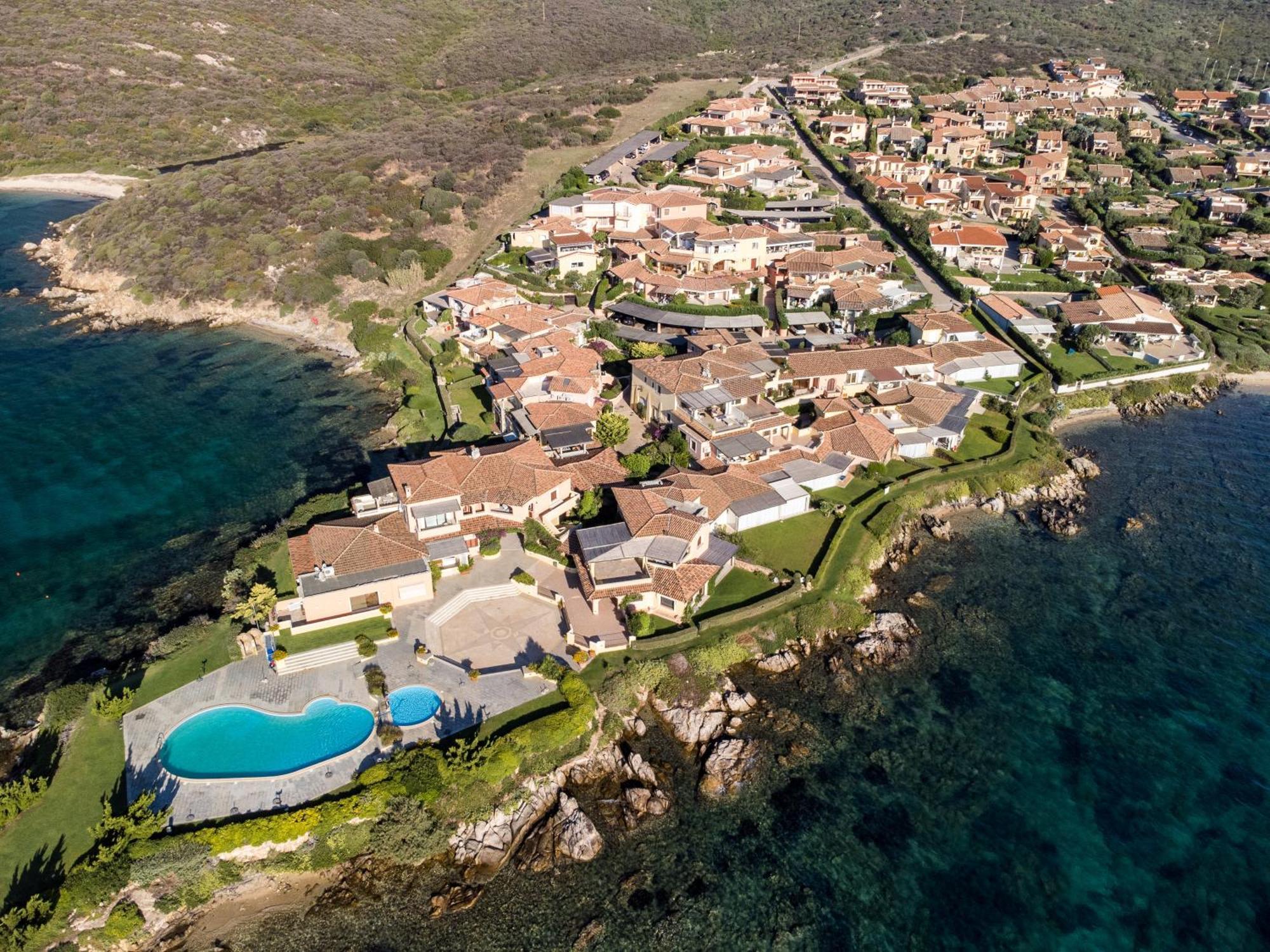 S'Abba Seafront Apartments - Your House In Sardinia Golfo Aranci Exterior photo